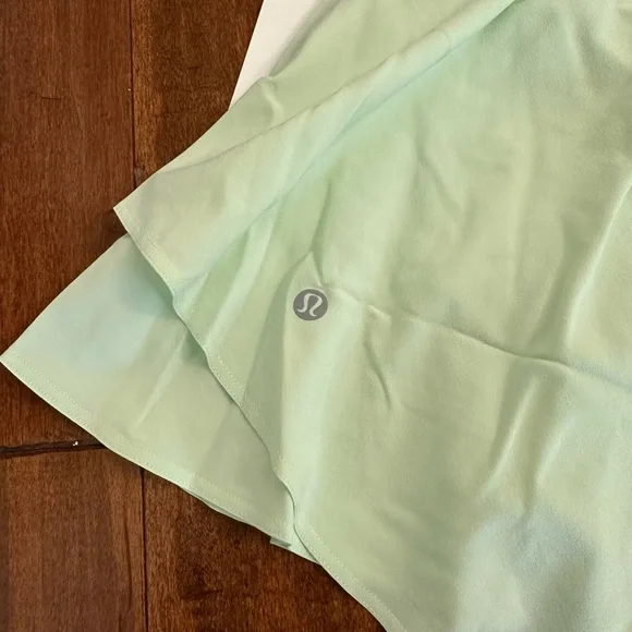 Lululemon Green Court Rival Hi Rise Skirt Sz 6 - Picture 9 of 16